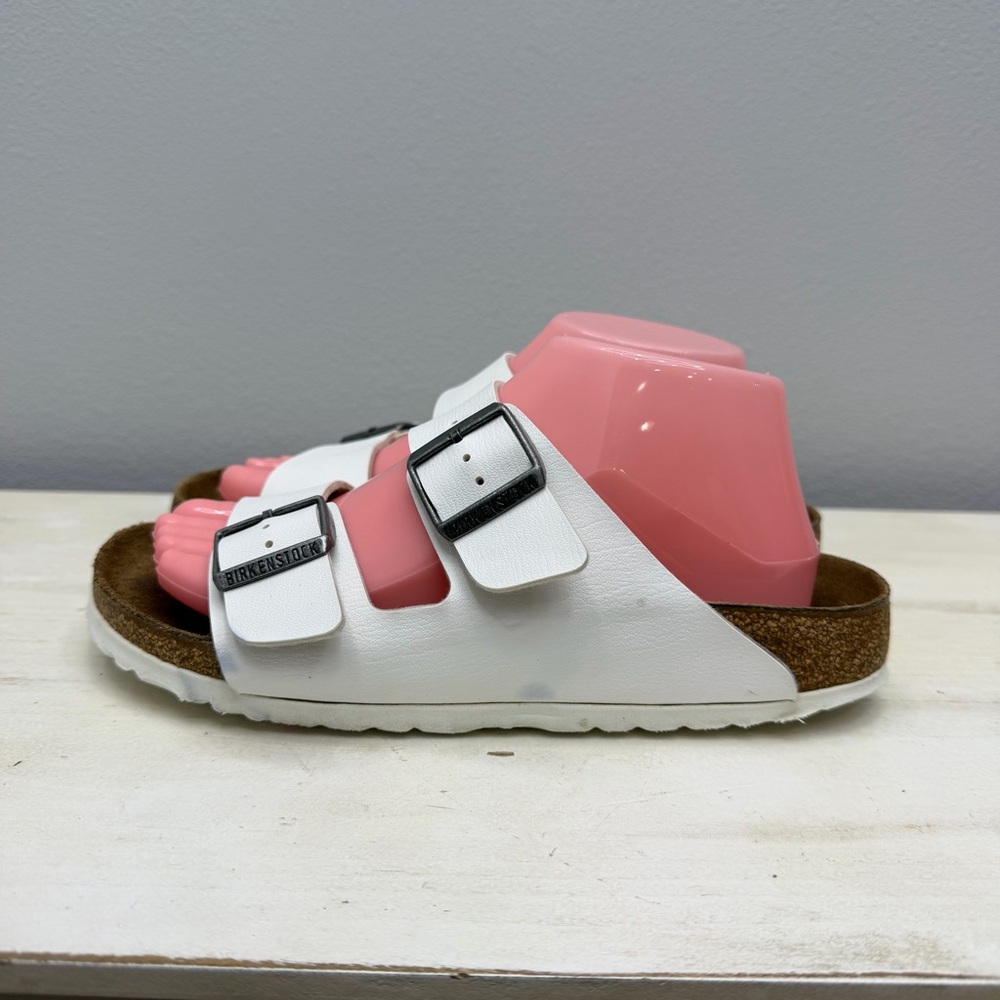 Birkenstock White Leather Arizona Sandals Size 8